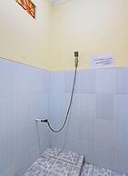 SPOT ON 92539 Luqman Kostel Syariah