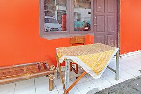 SPOT ON 92539 Luqman Kostel Syariah