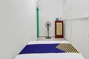 SPOT ON 92540 Karomah Kostel Syariah