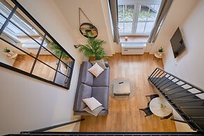 Queen Barbora Central Lofts