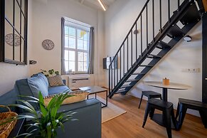 Queen Barbora Central Lofts