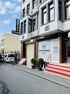 Stylish Hotel Old City