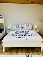 Stylish Hotel Old City