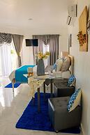 ROYAL TERRACE KING IV