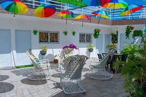 ROYAL TERRACE KING IV