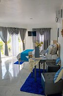 ROYAL TERRACE KING IV