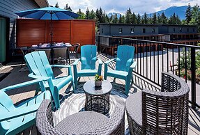 Peak Paradise by Revelstoke Vacations