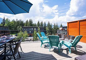 Peak Paradise by Revelstoke Vacations