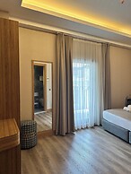 Hotel Ravi