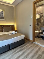 Hotel Ravi