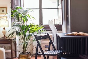 Ognissanti Flat by Mmega