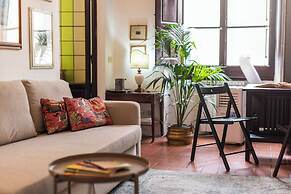 Ognissanti Flat by Mmega