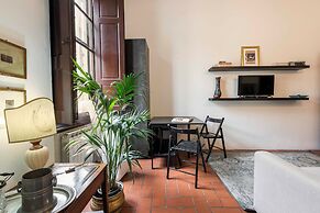 Ognissanti Flat by Mmega