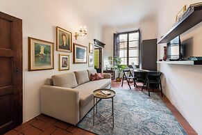 Ognissanti Flat by Mmega