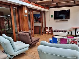 La parada del tren Hostel