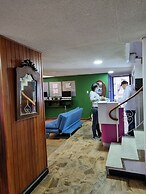 La parada del tren Hostel