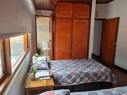 La parada del tren Hostel