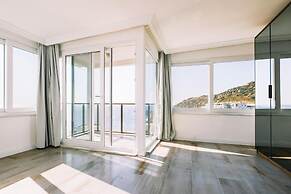 Chic Villa w Patio Pool 3 min to Beach in Bodrum