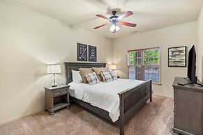 The Golf Shack - Picturesque Views on Deck!