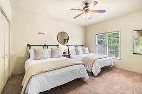 The Golf Shack - Picturesque Views on Deck!