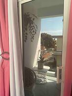 ROYAL TERRACE DUKE V