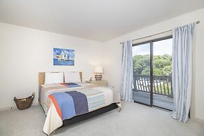Ocean Grove J2 4 Bedroom Condo by RedAwning