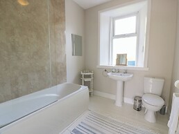 West Lodge