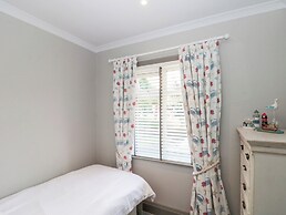 41 Chatsworth Gardens