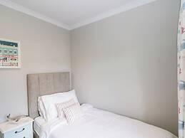 41 Chatsworth Gardens