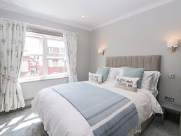 41 Chatsworth Gardens