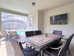 Beautiful Pool Villa With Spa And Game Room-9007pc 7 Bedroom Home by R