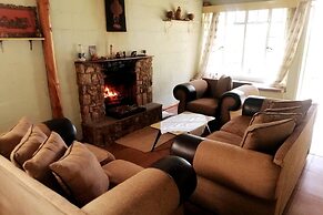 10 Guest Stay in the Mountains of Nyanga!