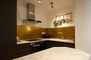 Knightstone Apartment