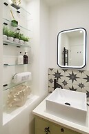 Knightstone Apartment