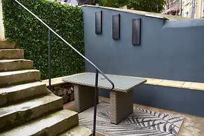 Knightstone Apartment