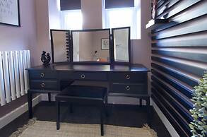 Knightstone Apartment