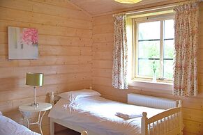 Skylark Lodge