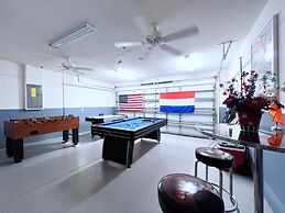 Spacious Family Pool Home With Game Room-588ocb 4 Bedroom Home by RedA