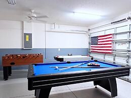Spacious Family Pool Home With Game Room-588ocb 4 Bedroom Home by RedA