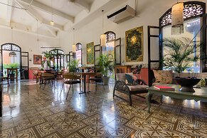 Al Alma Apart-Suites