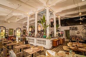 Al Alma Apart-Suites