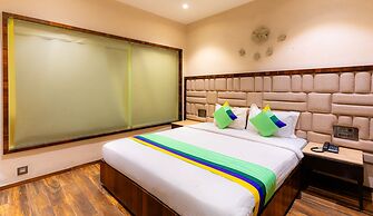 Treebo Supreme Grande