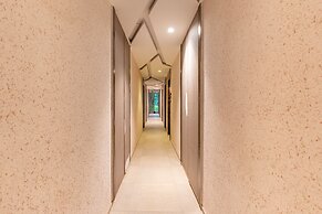 Treebo Supreme Grande