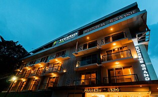 Treebo Supreme Grande