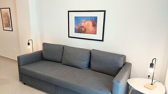 Modern Apartment in Acropolis Museum