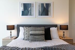 Mega Style Apartments Melbourne Square