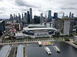 Mega Style Apartments Melbourne Square