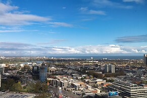 Mega Style Apartments Melbourne Square
