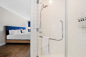 EVEN Hotel Waco - University Area by IHG