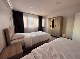 Lumiera Suites Hotel